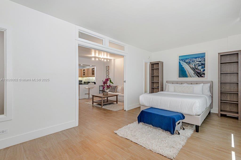 RONEY PALACE CONDO - Residential Lease