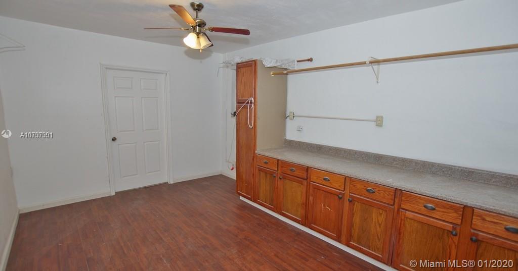 GOLD KEY VILLAS FIRST ADD - Residential Lease