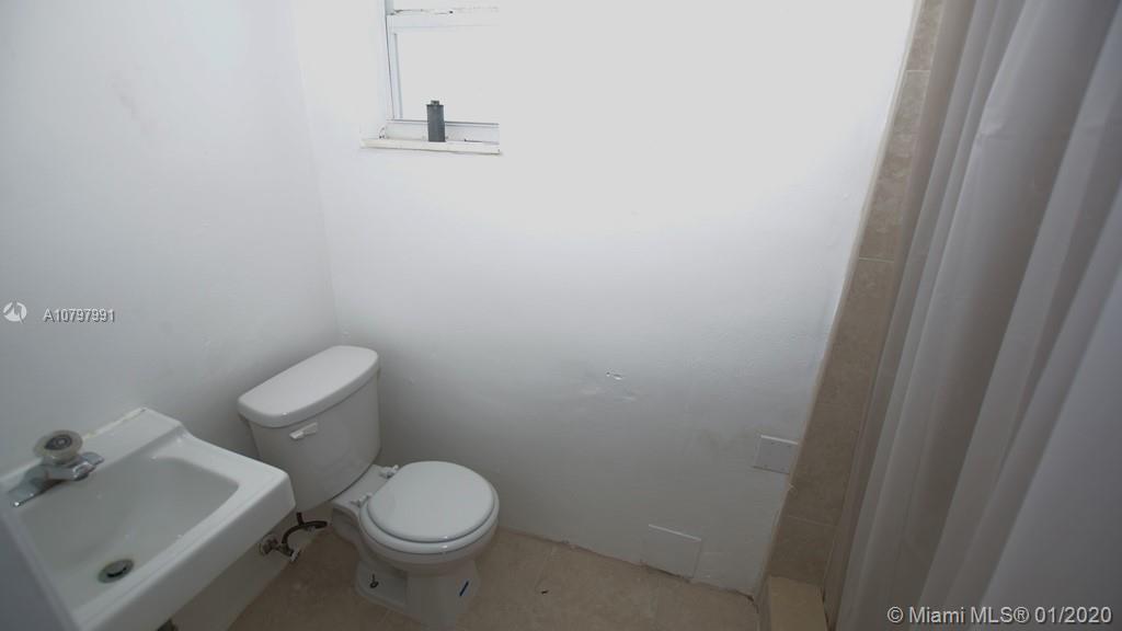 GOLD KEY VILLAS FIRST ADD - Residential Lease