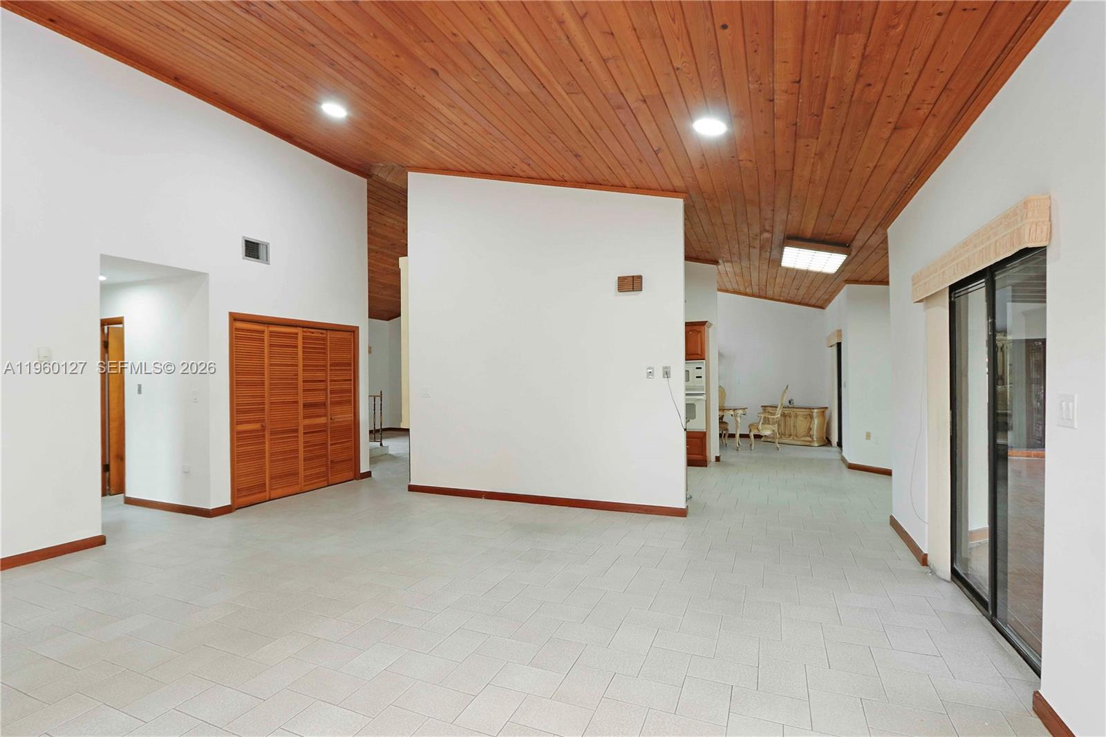 NE-RO SUB - Residential Lease