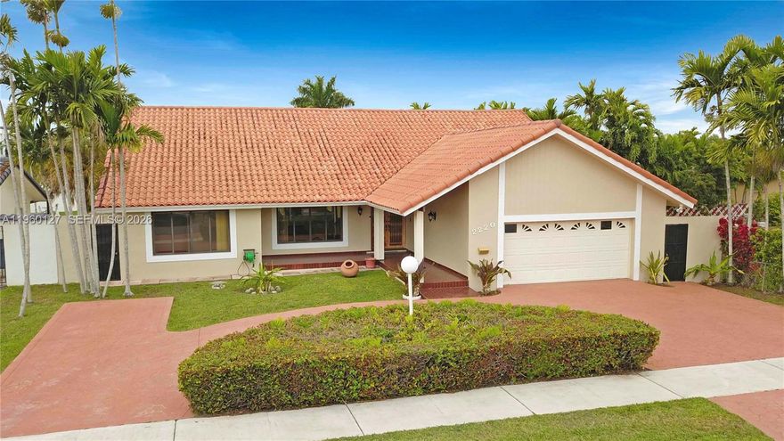 Turn-key one-story home offering more square footage than most homes in the neighborhood. This spacious residence features high ceilings and an open, airy layout throughout. The home has been recently painted and includes new flooring in the bedrooms and family room areas.
Closets have been redone and freshly painted, adding to the move-in-ready appeal. Bathrooms have been updated with new countertops and cabinets, with the master bathroom featuring updated cabinetry. The pool has been repaired and is ready for enjoyment. Garage door functionality has also been repaired.