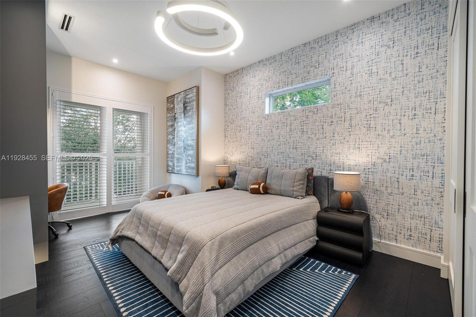 CHAPMAN FIELD HEIGHTS - Residential