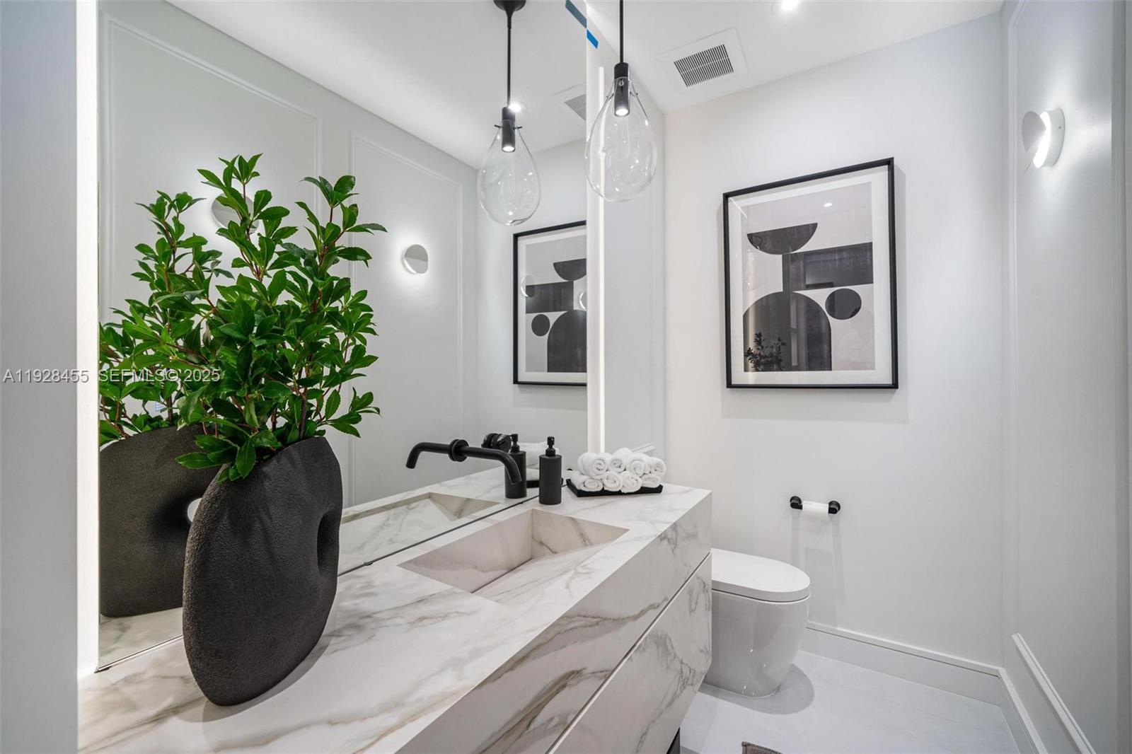 CHAPMAN FIELD HEIGHTS - Residential