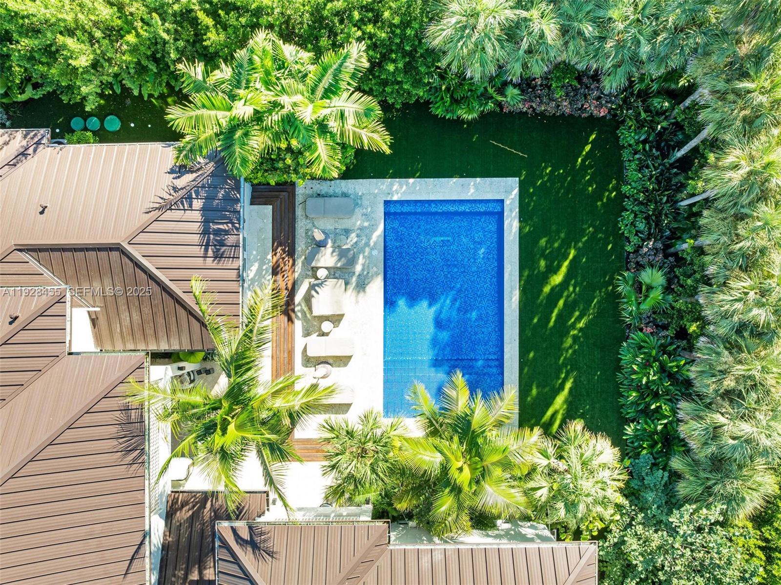 CHAPMAN FIELD HEIGHTS - Residential