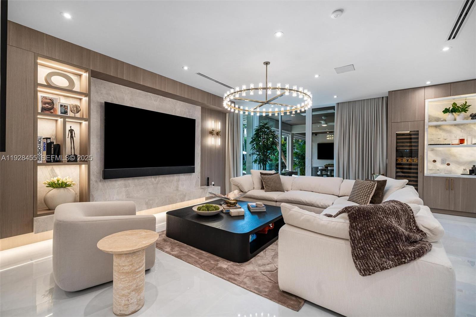 CHAPMAN FIELD HEIGHTS - Residential