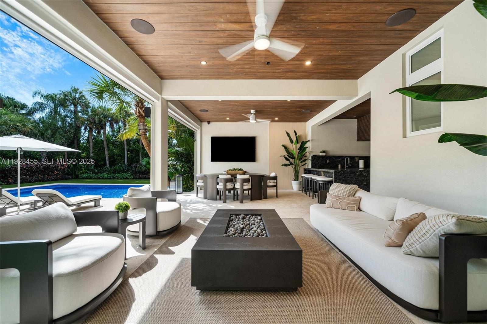 CHAPMAN FIELD HEIGHTS - Residential