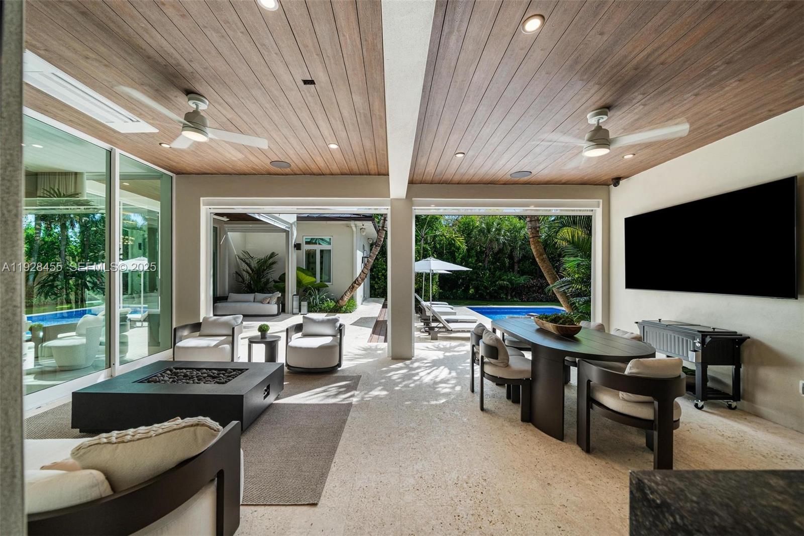 CHAPMAN FIELD HEIGHTS - Residential