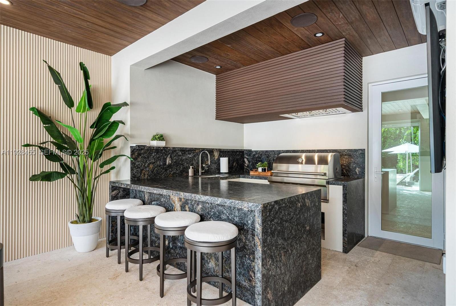 CHAPMAN FIELD HEIGHTS - Residential