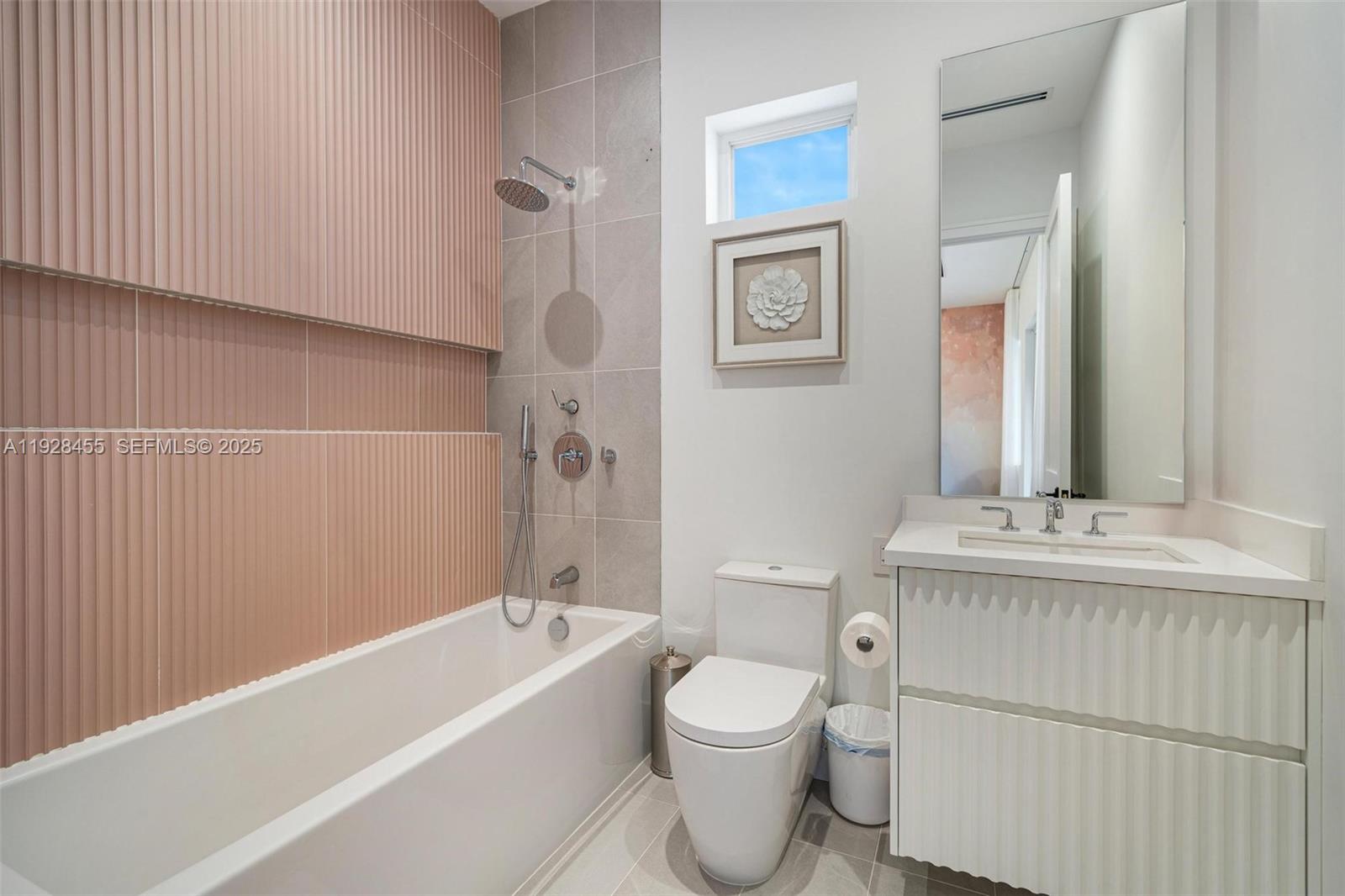 CHAPMAN FIELD HEIGHTS - Residential