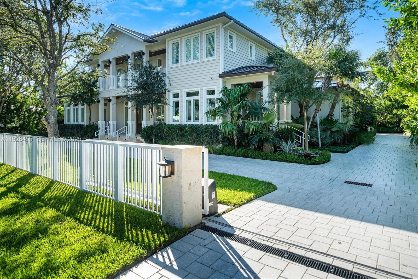 CHAPMAN FIELD HEIGHTS - Residential