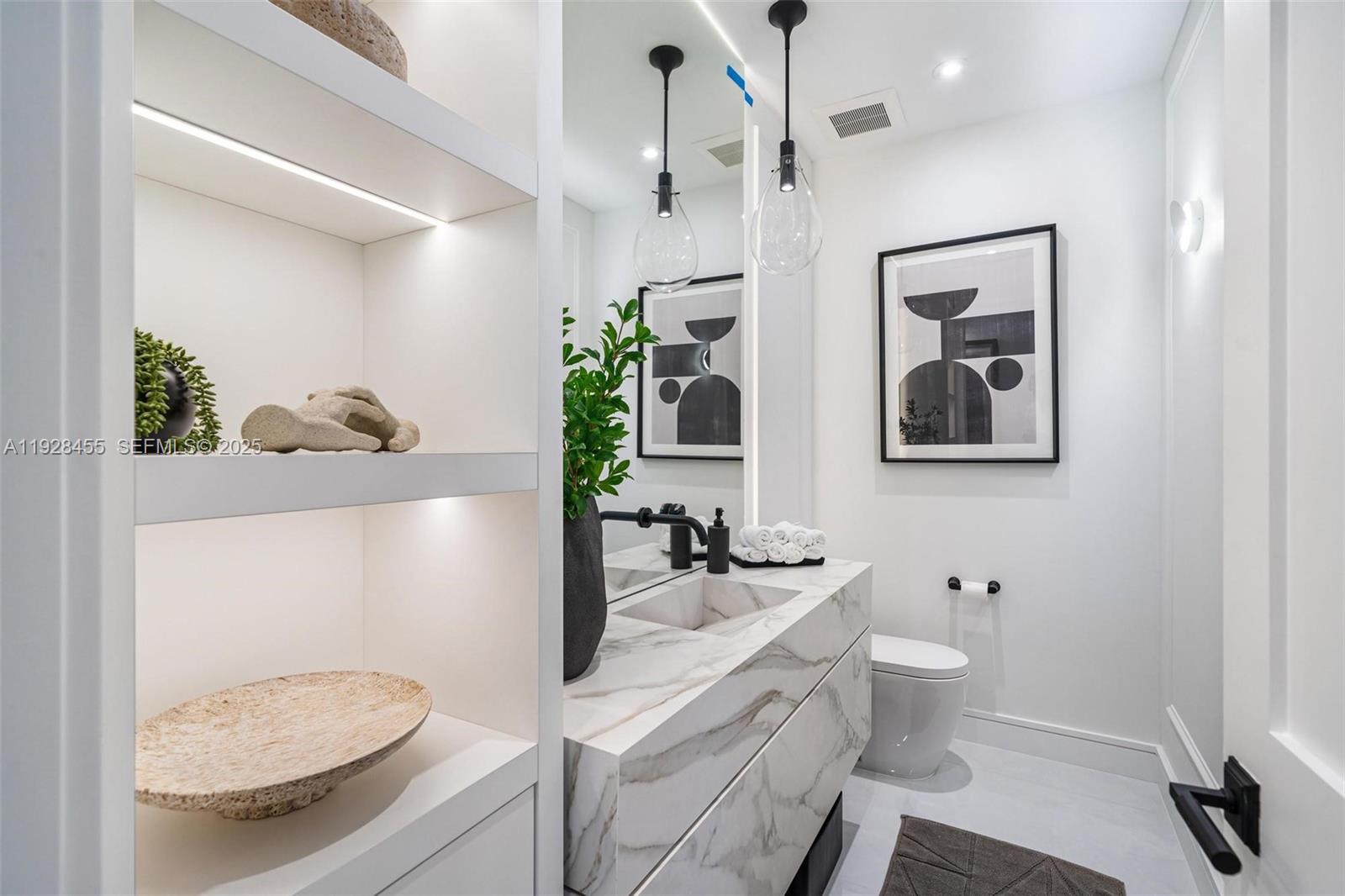 CHAPMAN FIELD HEIGHTS - Residential