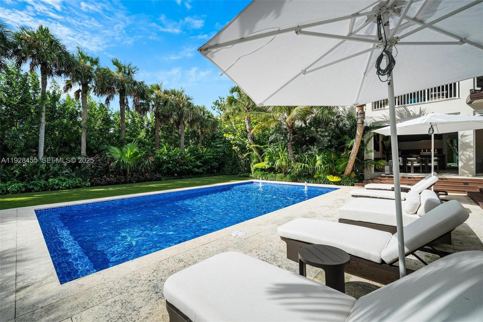 CHAPMAN FIELD HEIGHTS - Residential