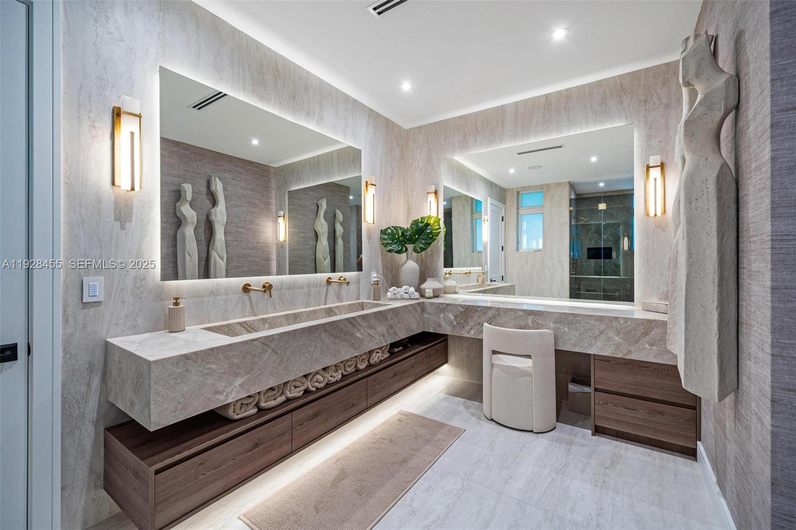 CHAPMAN FIELD HEIGHTS - Residential