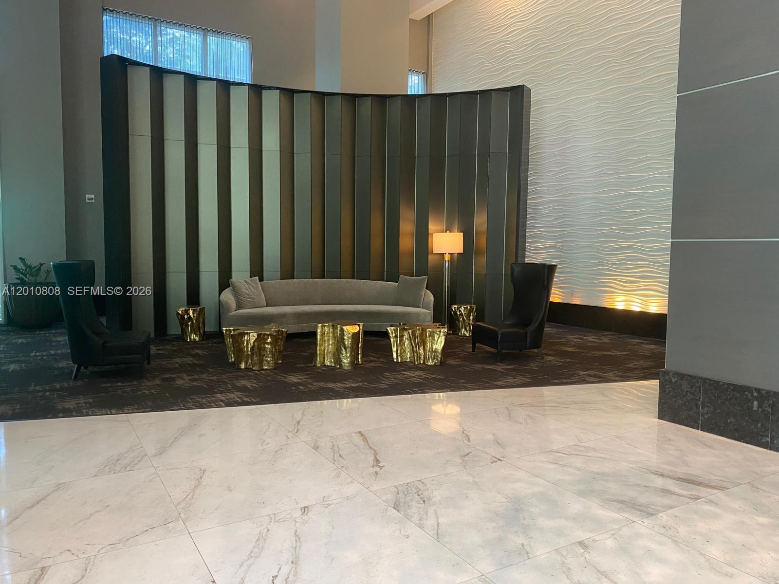 THE PLAZA 901 BRICKELL CO - Residential Lease