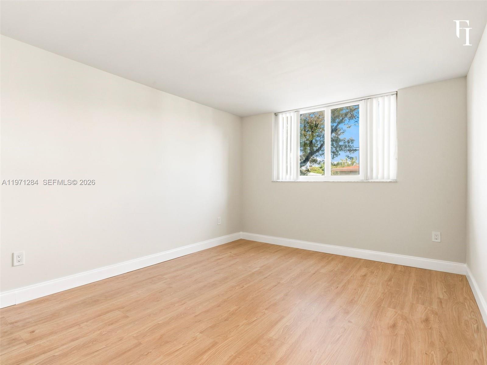 HARBOUR POINTE OF MIAMI C - Residential