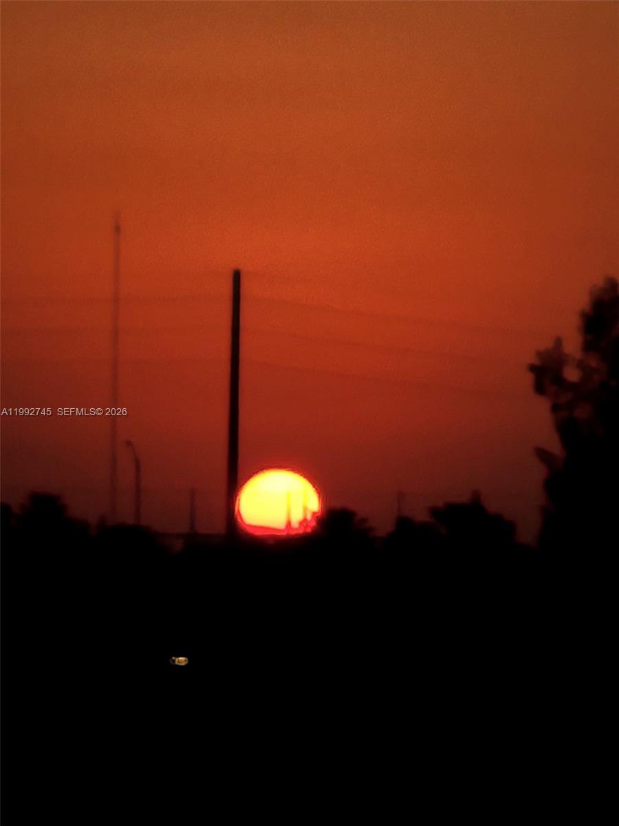 BISCAYA IV CONDO - Residential