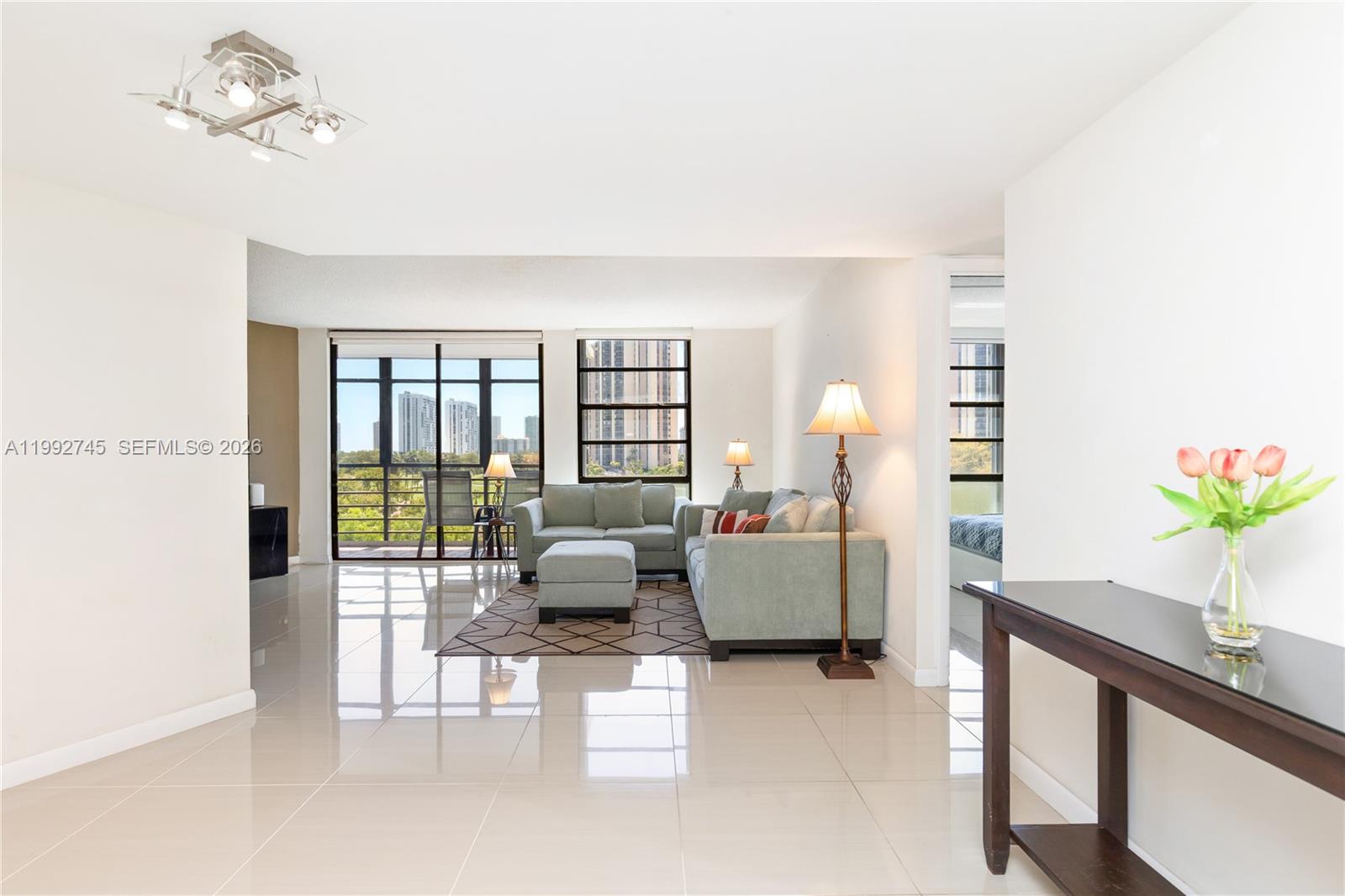 BISCAYA IV CONDO - Residential