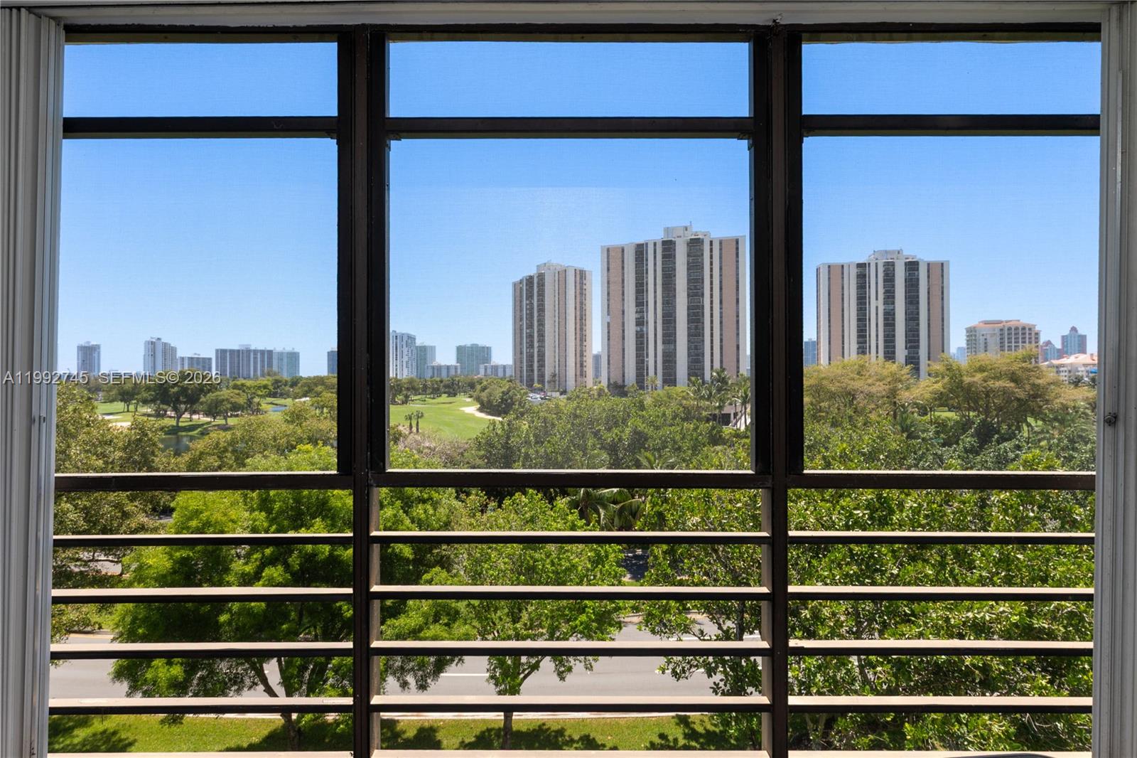 BISCAYA IV CONDO - Residential