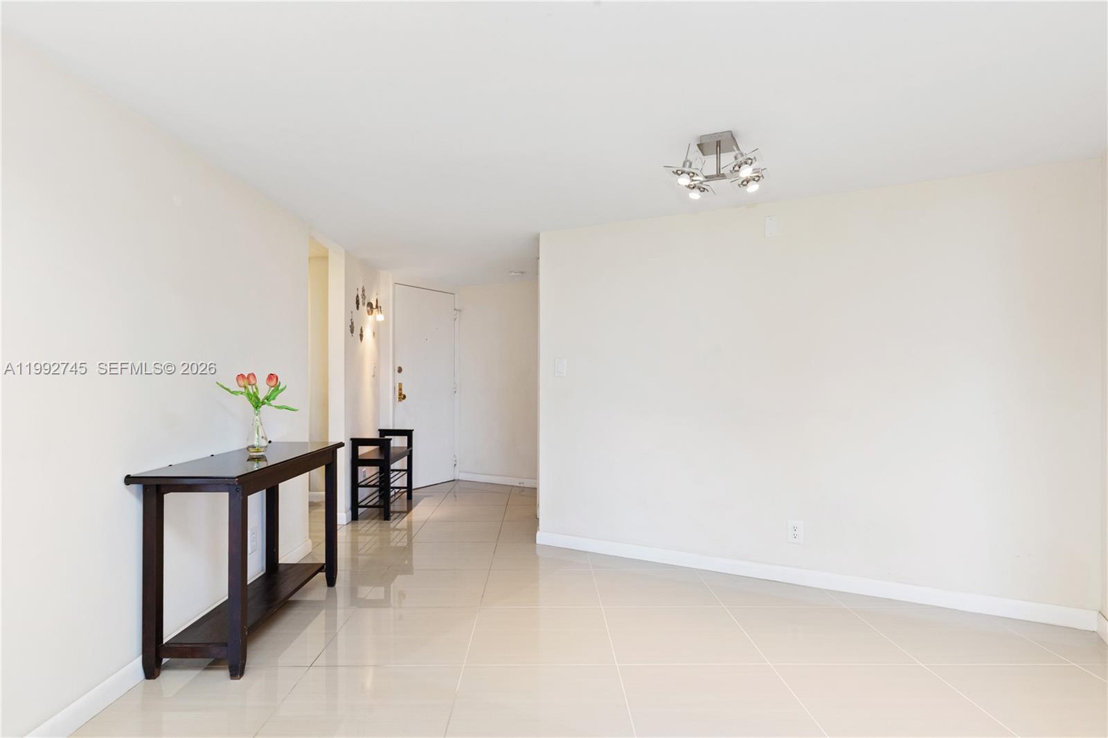 BISCAYA IV CONDO - Residential