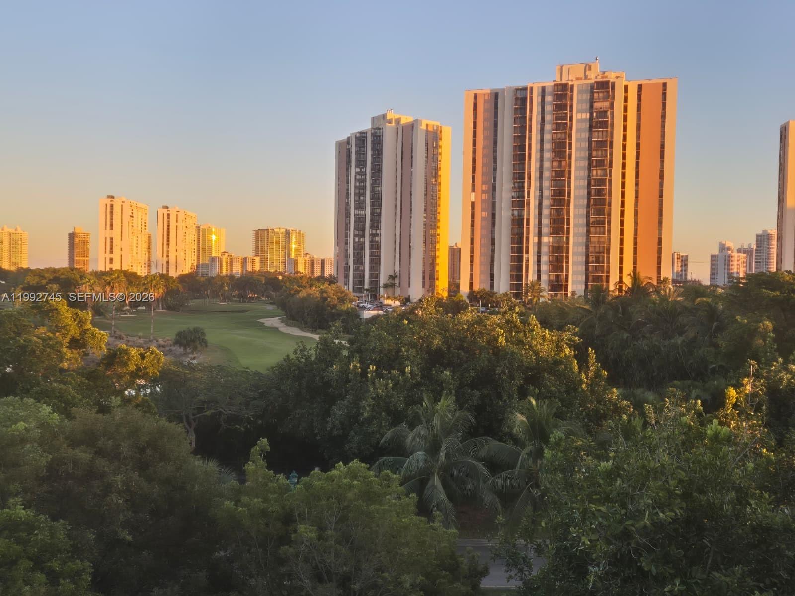 BISCAYA IV CONDO - Residential