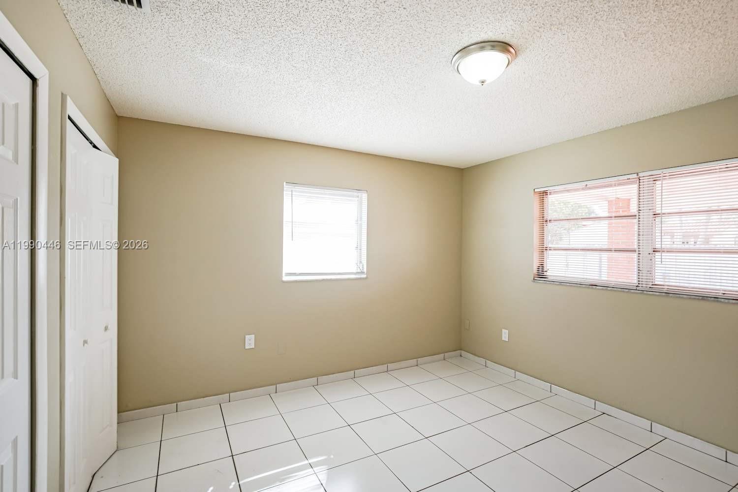 GRAND CANAL SUB - Residential Lease