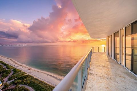 Photo of 6365 Collins Ave #2901, Miami Beach, FL 33141 (MLS # A11892030)