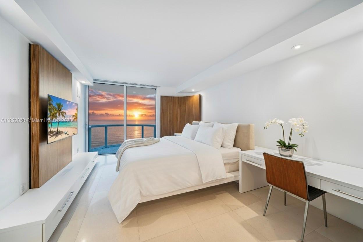 6365 Collins Ave 2901