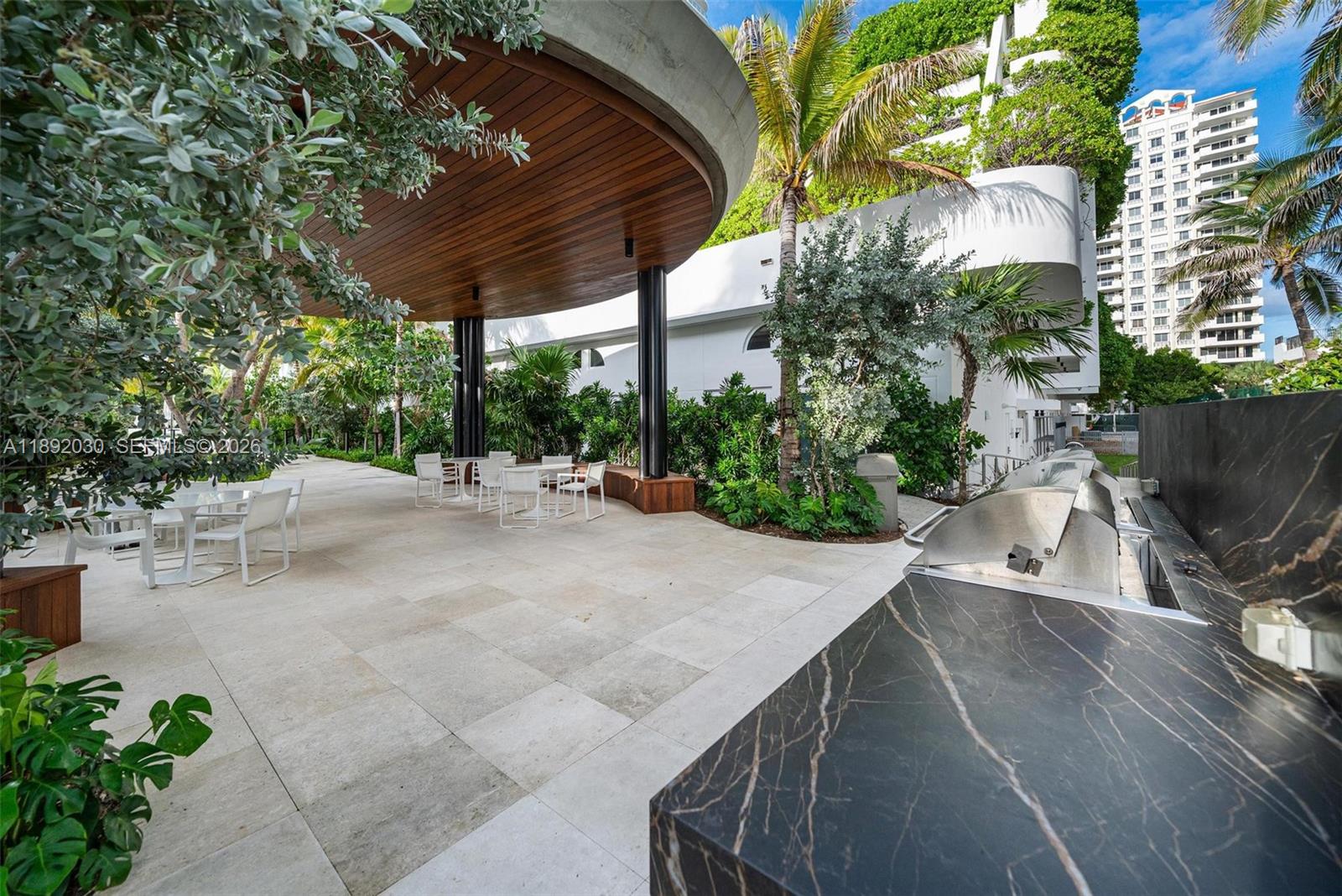 AKOYA CONDO - Residential