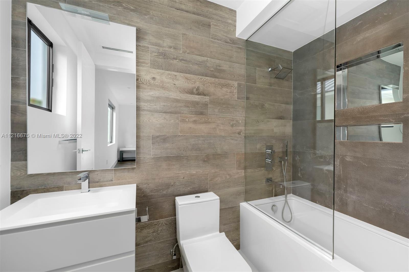 HIGH PINES REV PLAT OF 2N - Residential