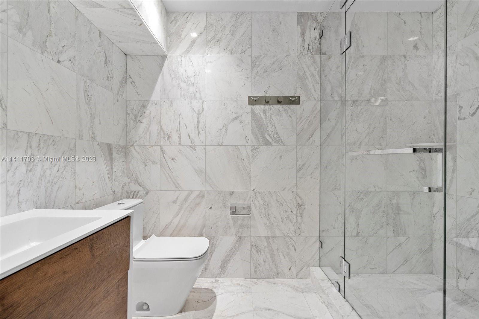 GOLDEN ISLES - Residential