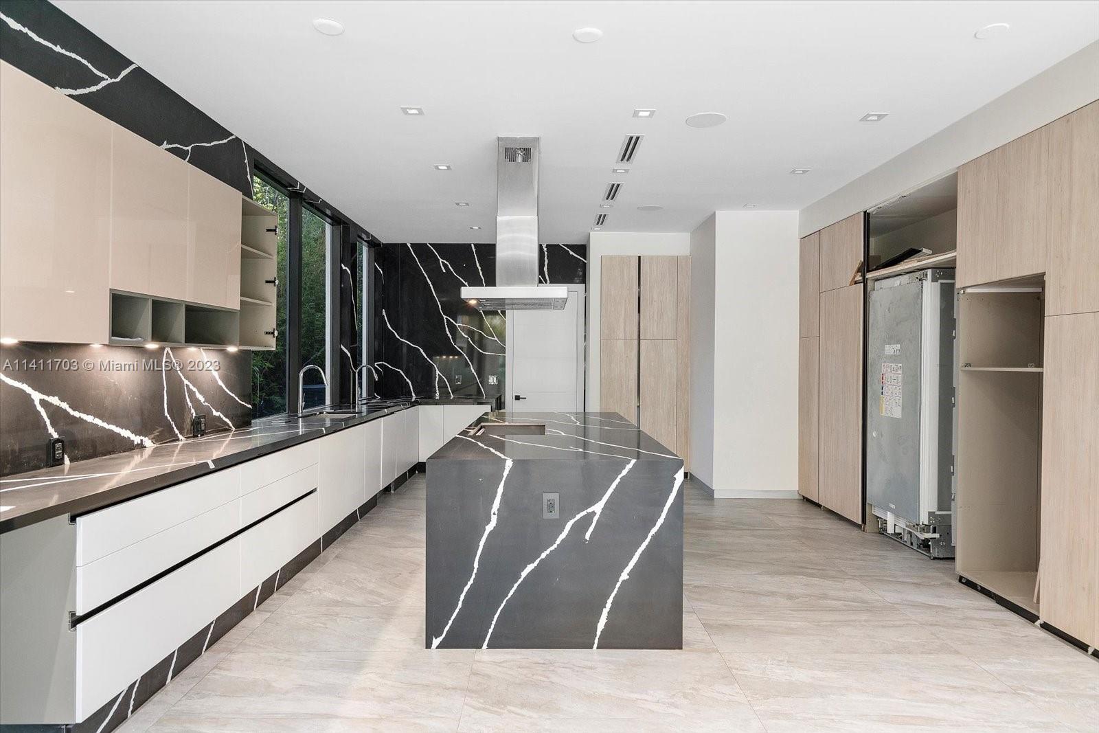 GOLDEN ISLES - Residential