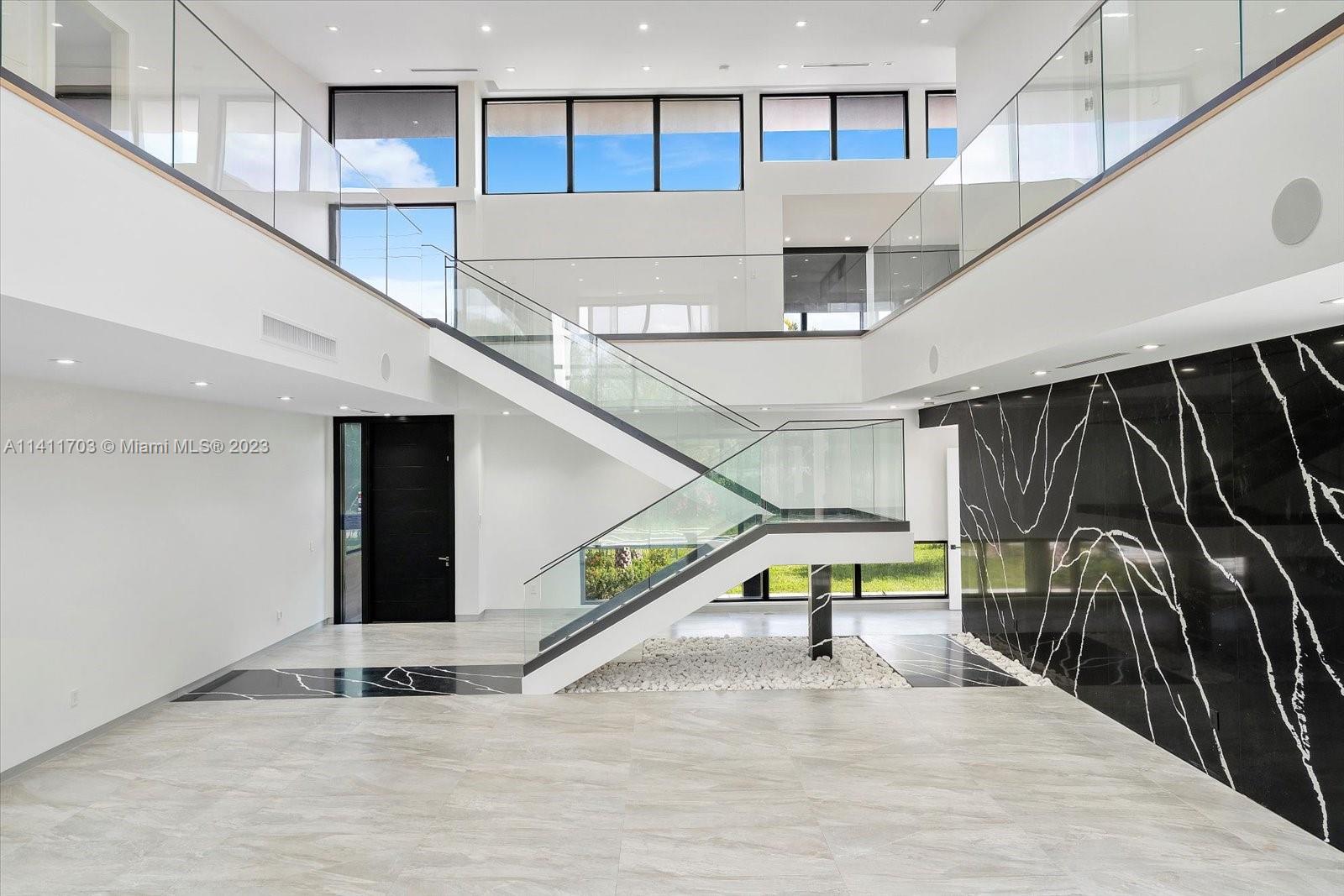 GOLDEN ISLES - Residential