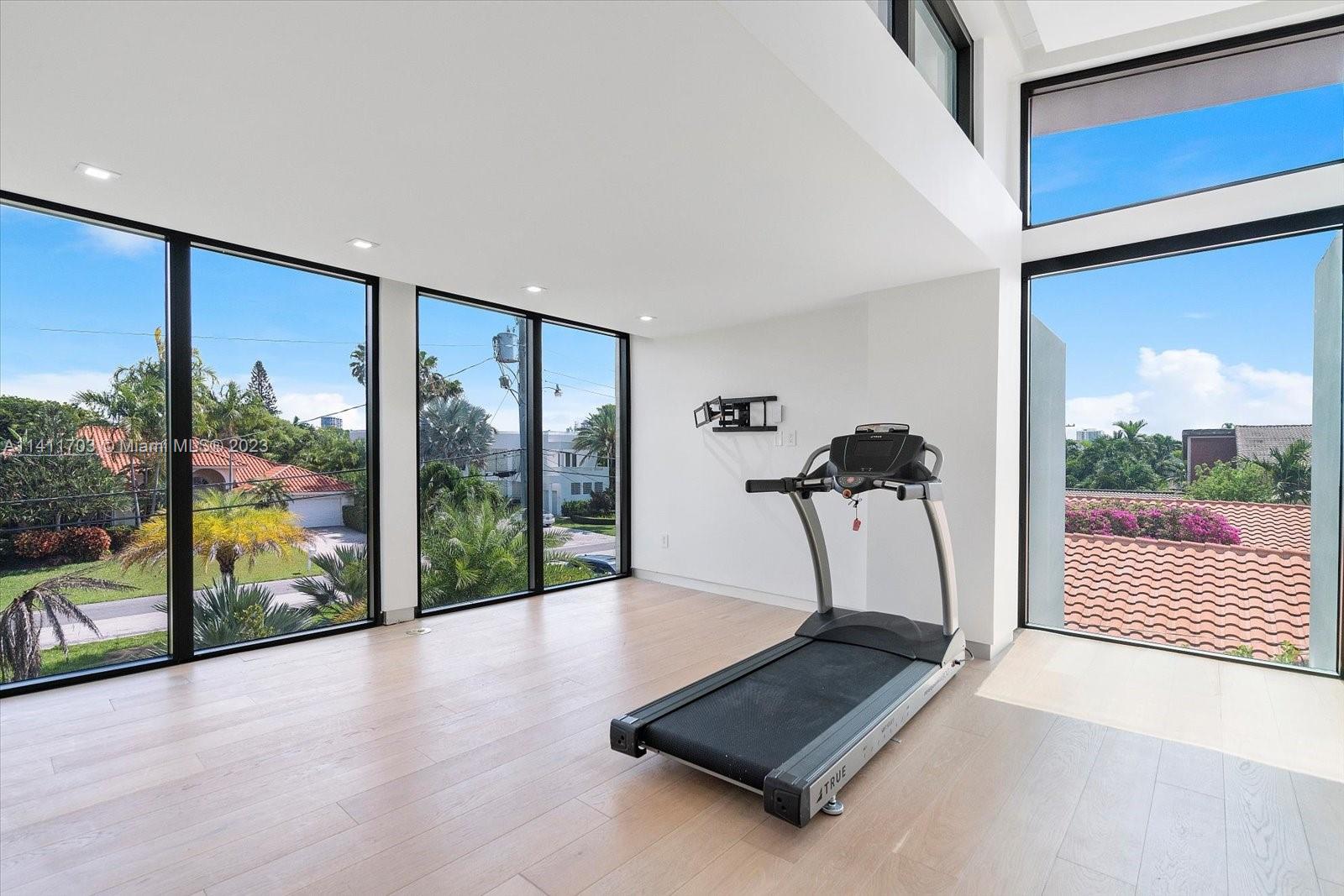 GOLDEN ISLES - Residential