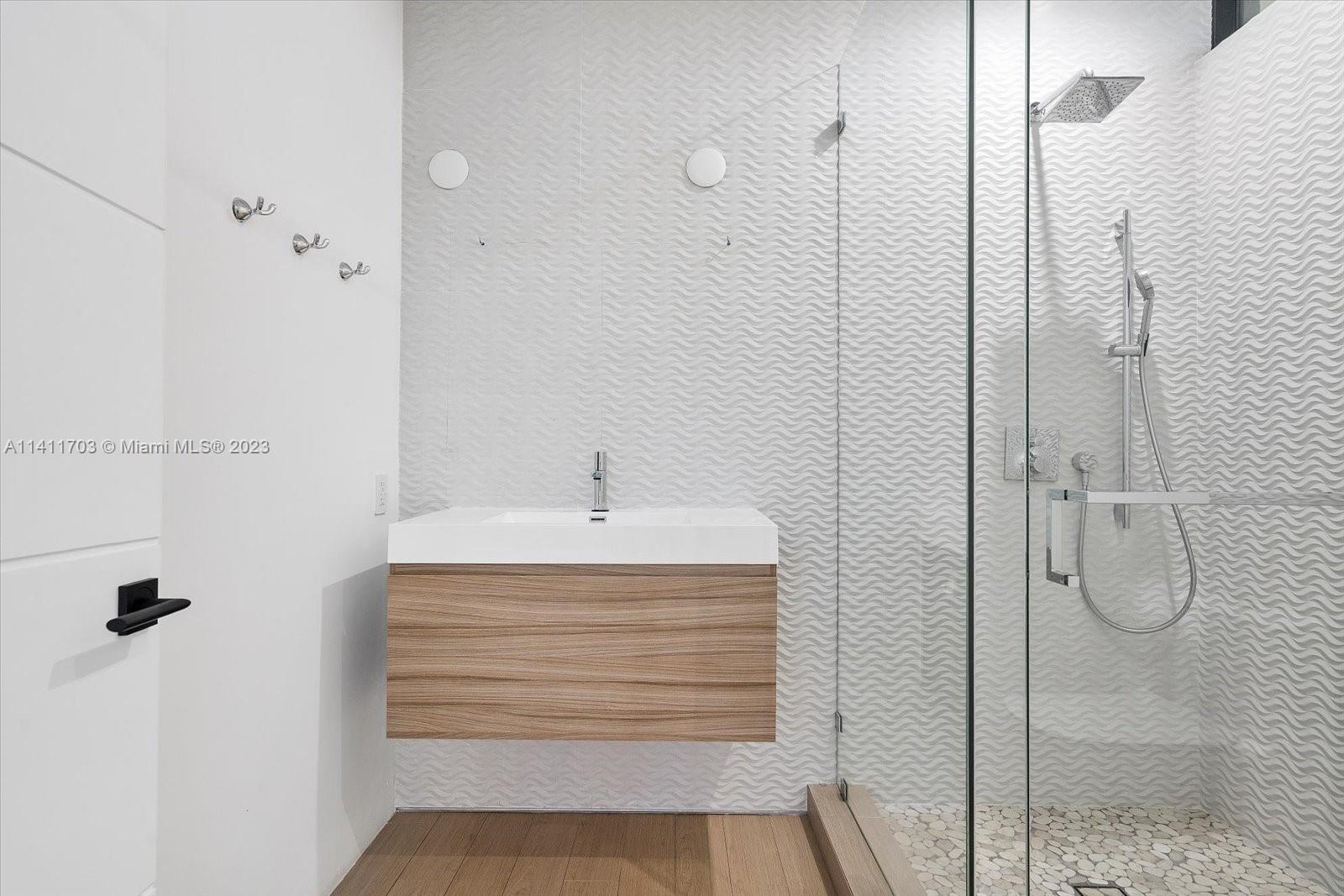 GOLDEN ISLES - Residential