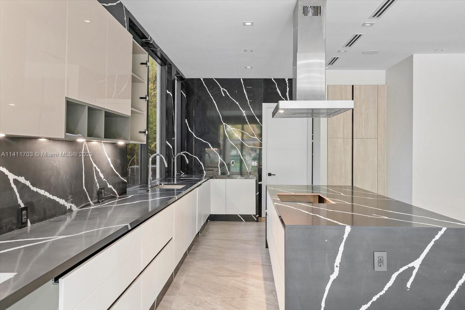 GOLDEN ISLES - Residential