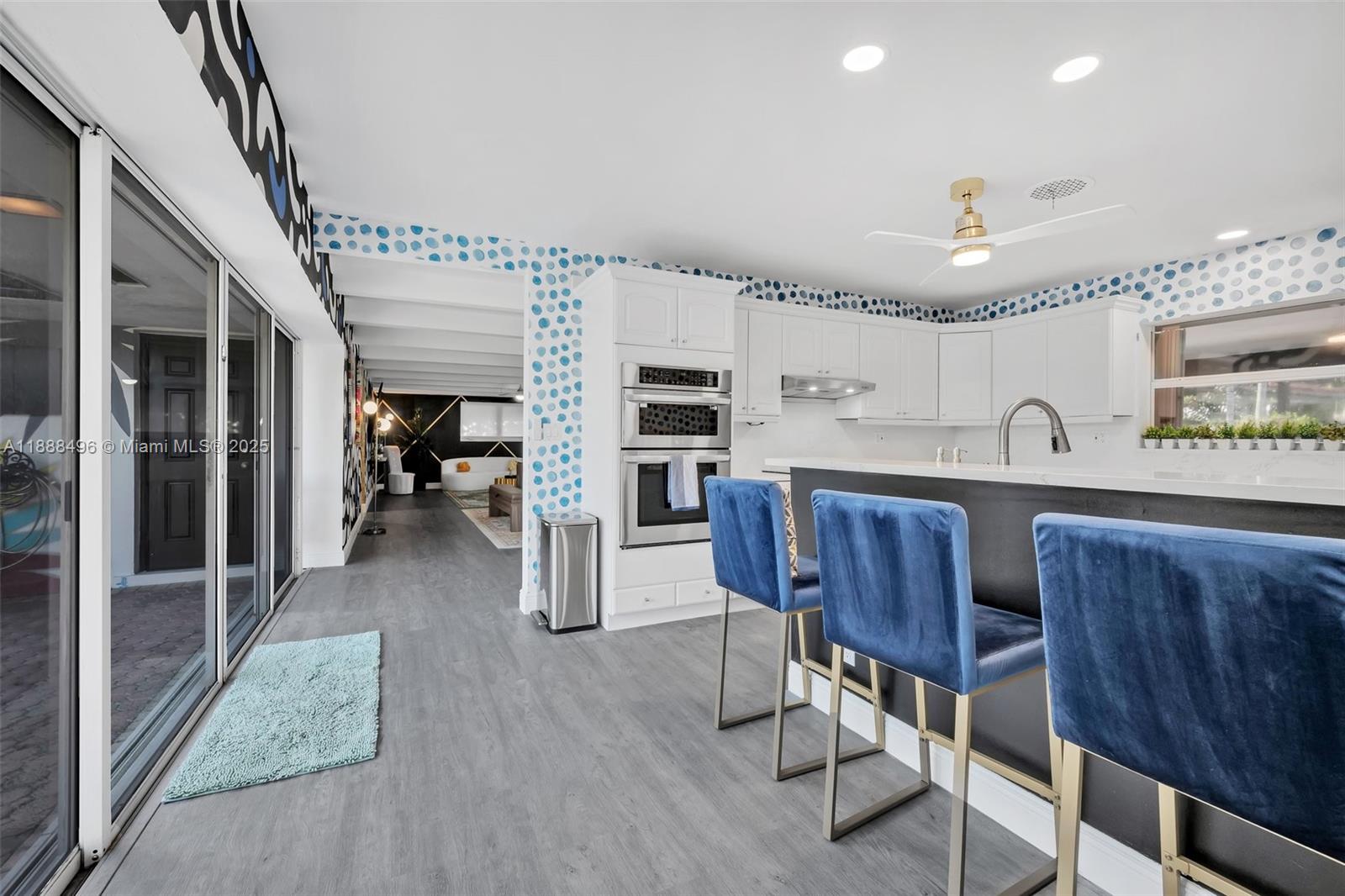 CORAL RIDGE ISLES - Residential