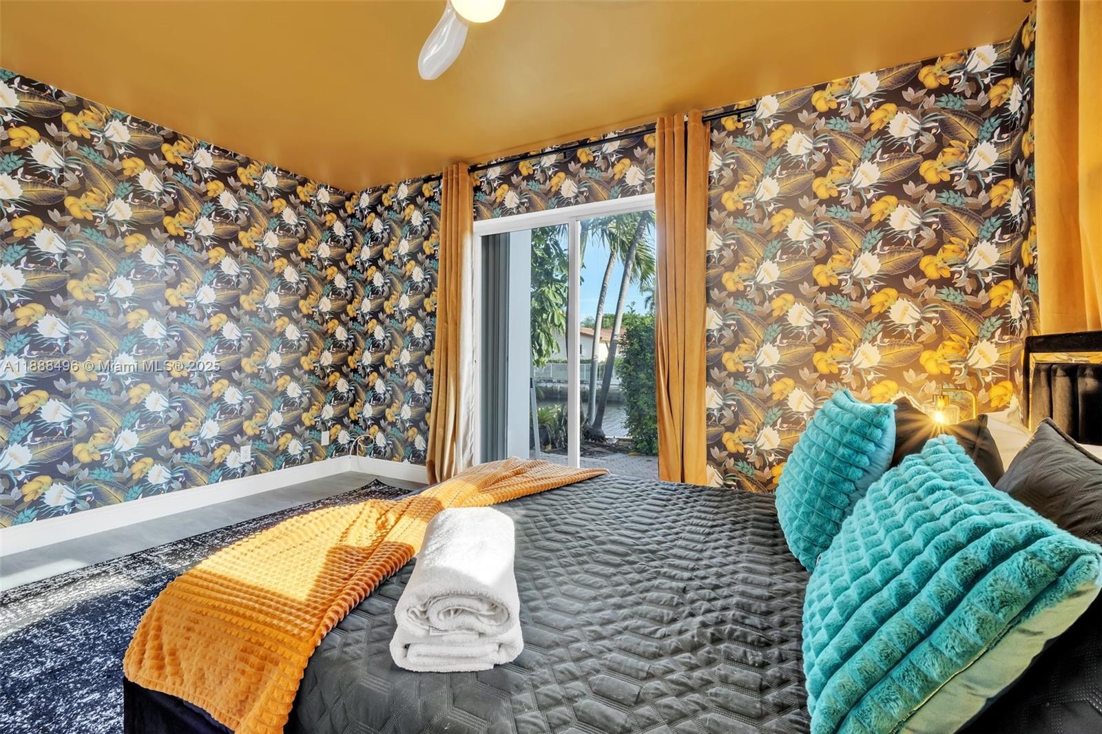 CORAL RIDGE ISLES - Residential