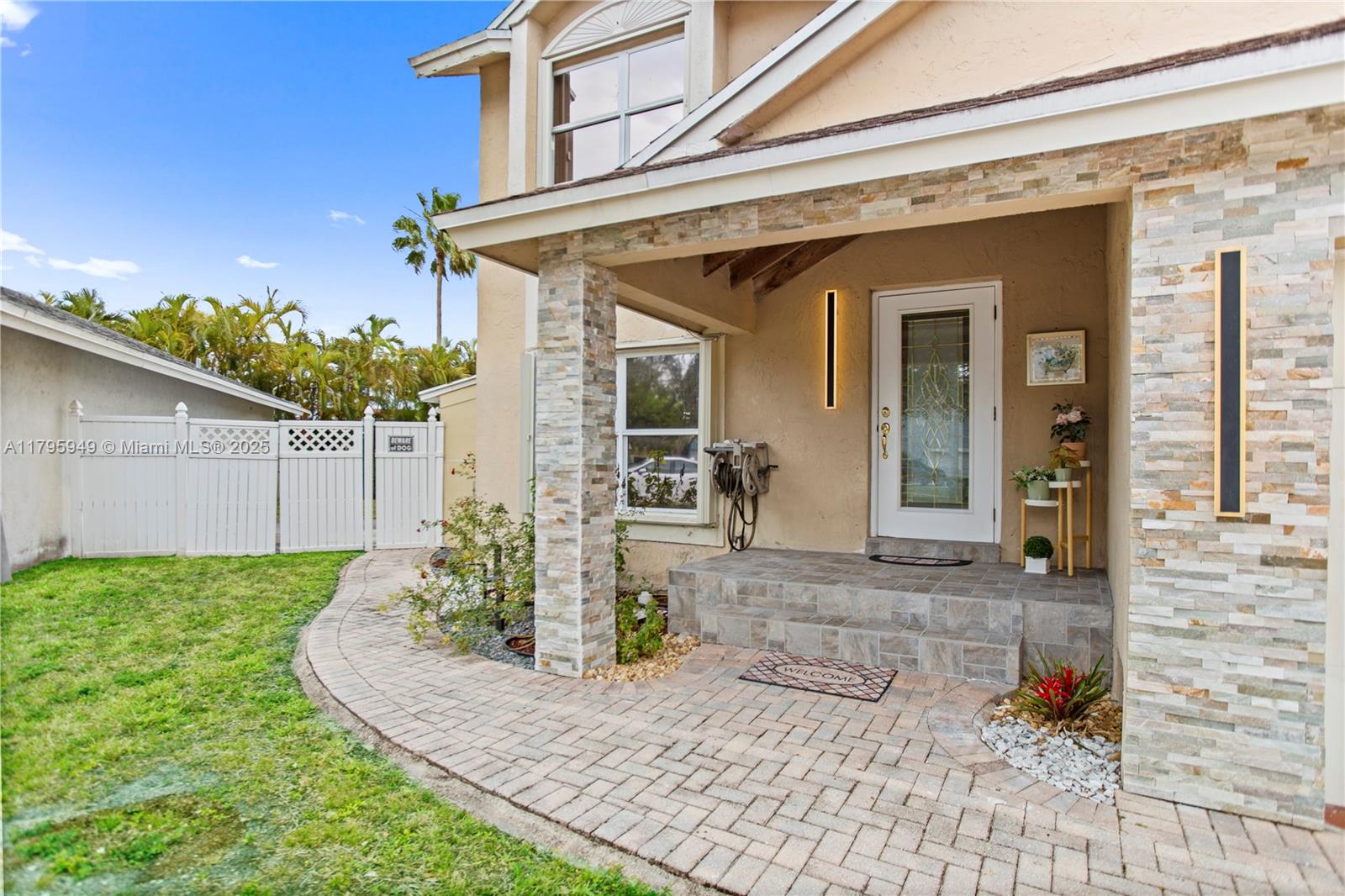 Property for Sale at 1051 Sw 95th Ter, Pembroke Pines, Miami-Dade County, Florida - Bedrooms: 4 
Bathrooms: 3  - $750,000