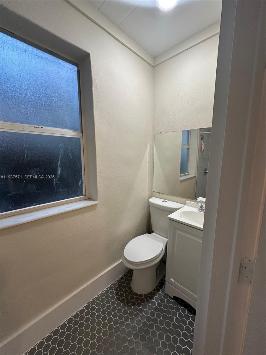 HIGHVIEW - Residential Lease