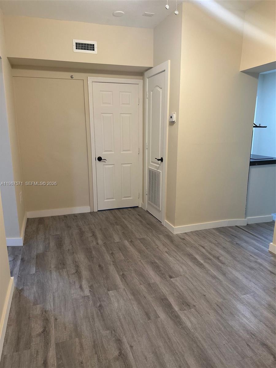 HIGHVIEW - Residential Lease