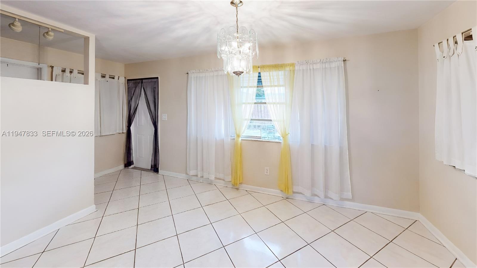 DIXIE ESTS 3RD ADDN - Residential