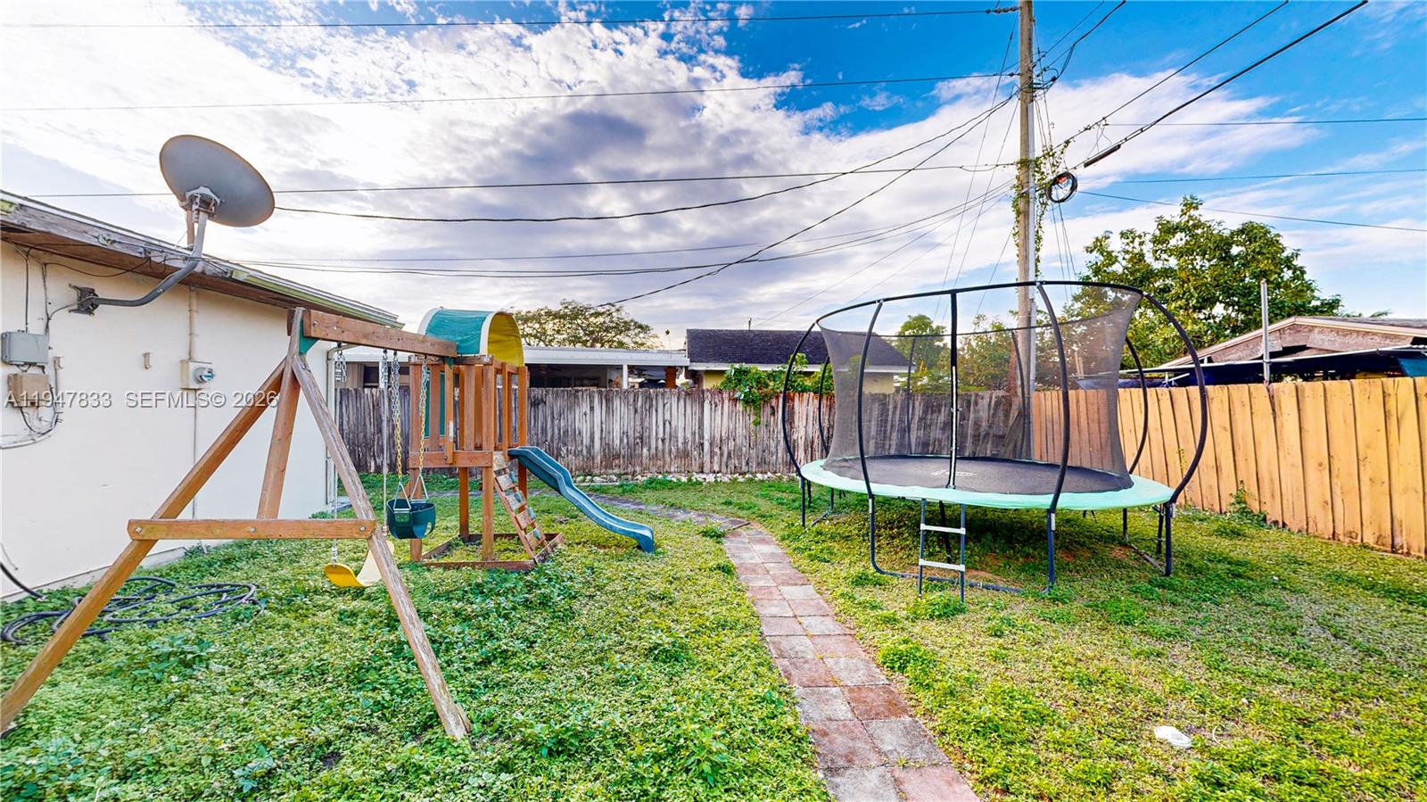 DIXIE ESTS 3RD ADDN - Residential