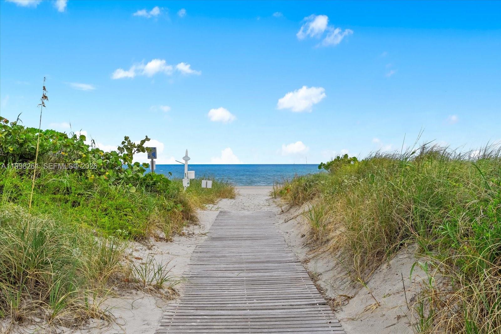 COMMODORE CLUB SOUTH COND - Residential Lease