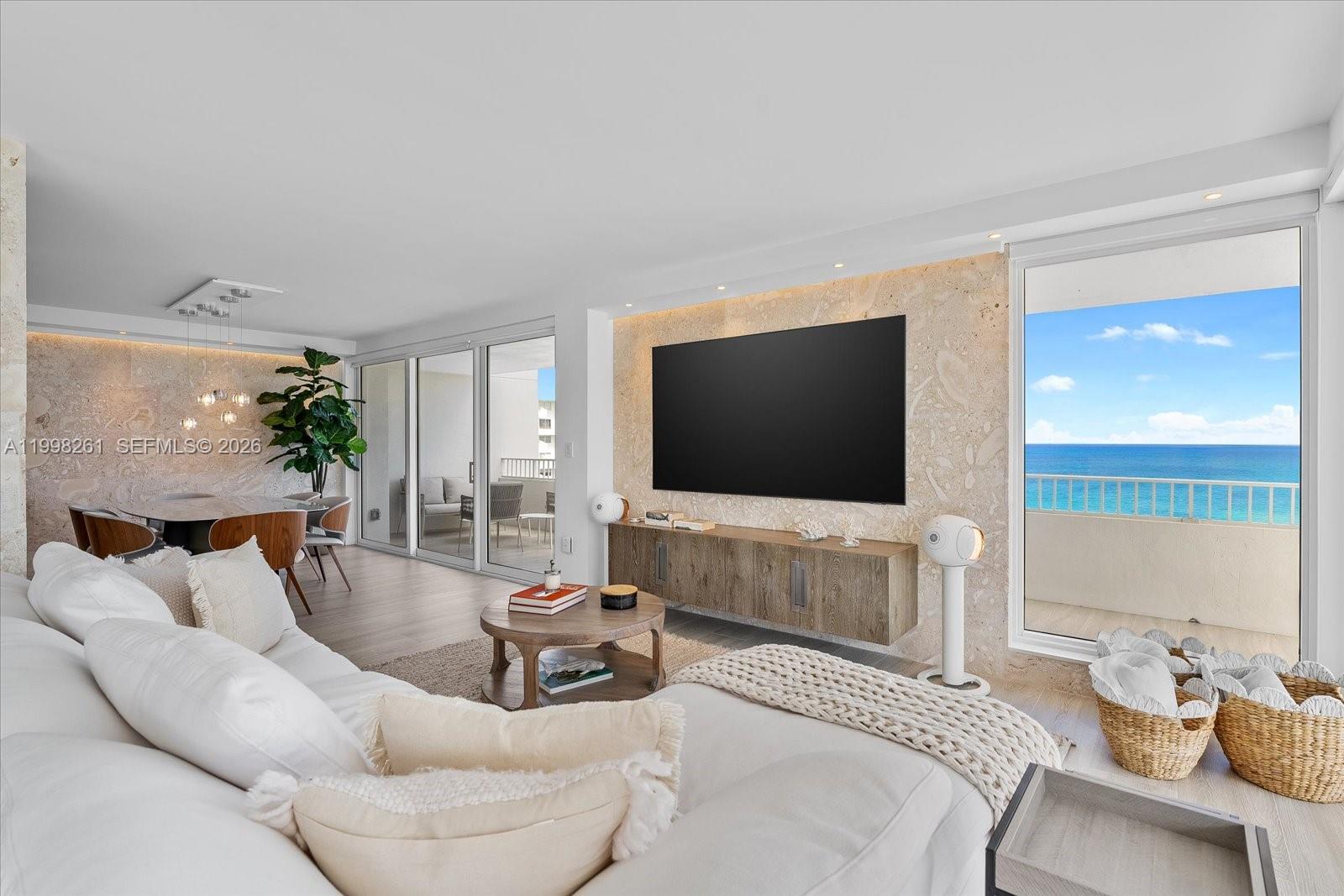 COMMODORE CLUB SOUTH COND - Residential Lease