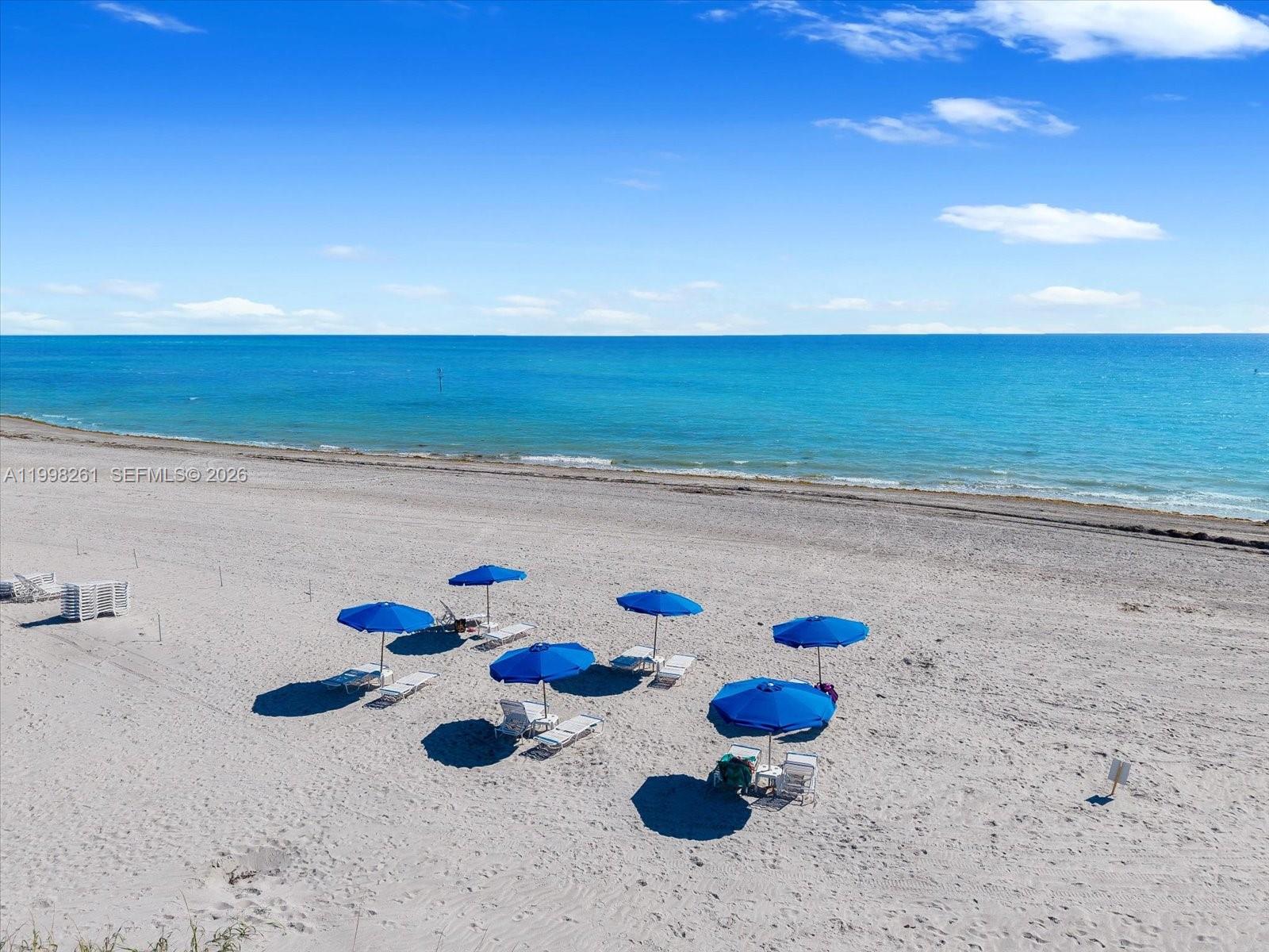 COMMODORE CLUB SOUTH COND - Residential Lease