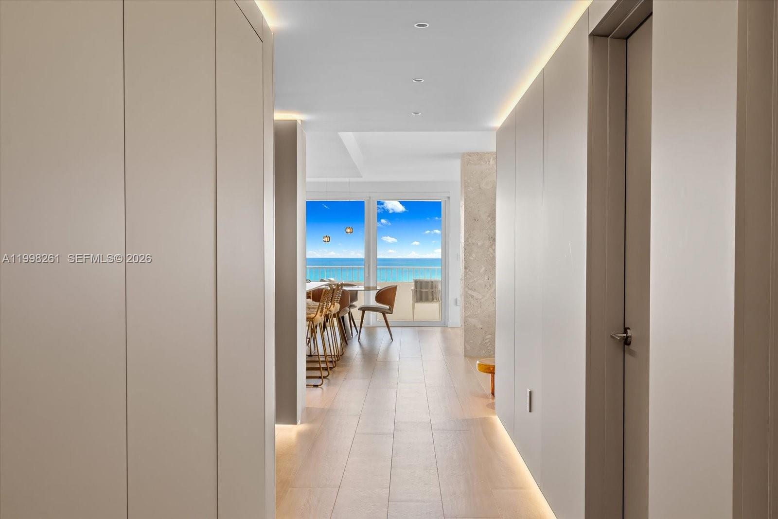 COMMODORE CLUB SOUTH COND - Residential Lease