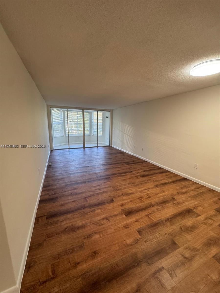 ROLLING GREEN CONDO G - Residential