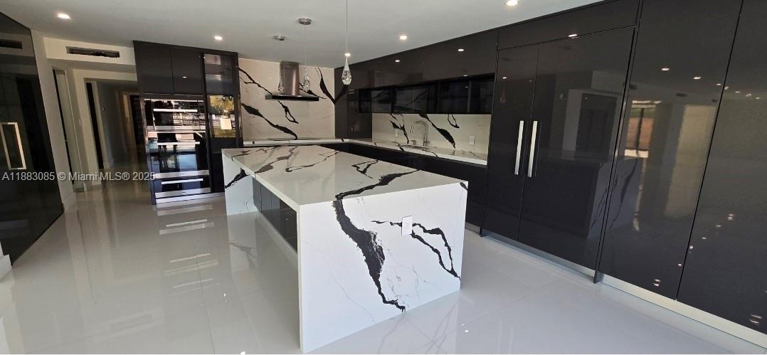 GOLDEN ISLES SEC D REPLAT - Residential Lease