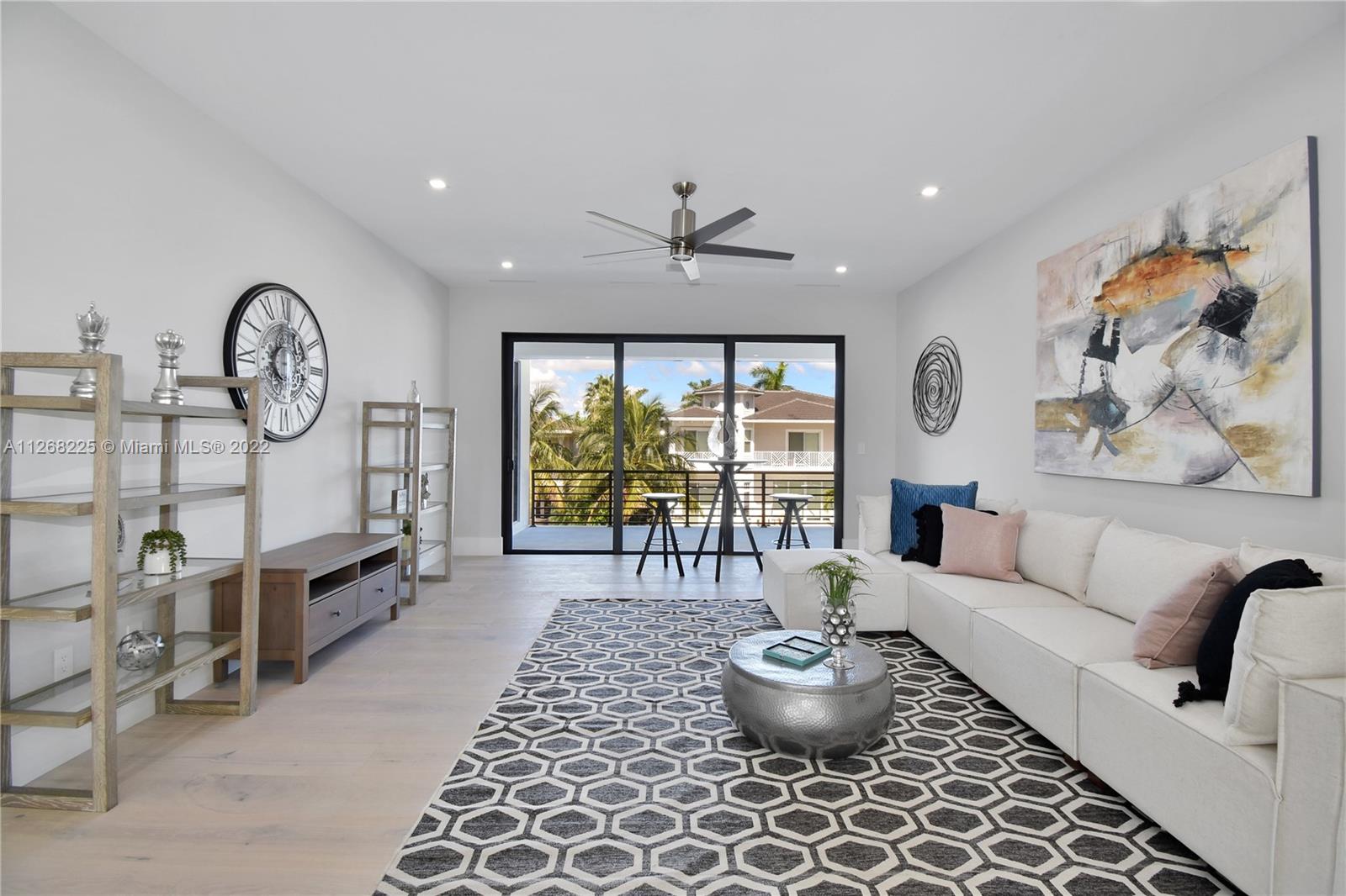 BOCA HARBOUR 4TH SEC - Residential