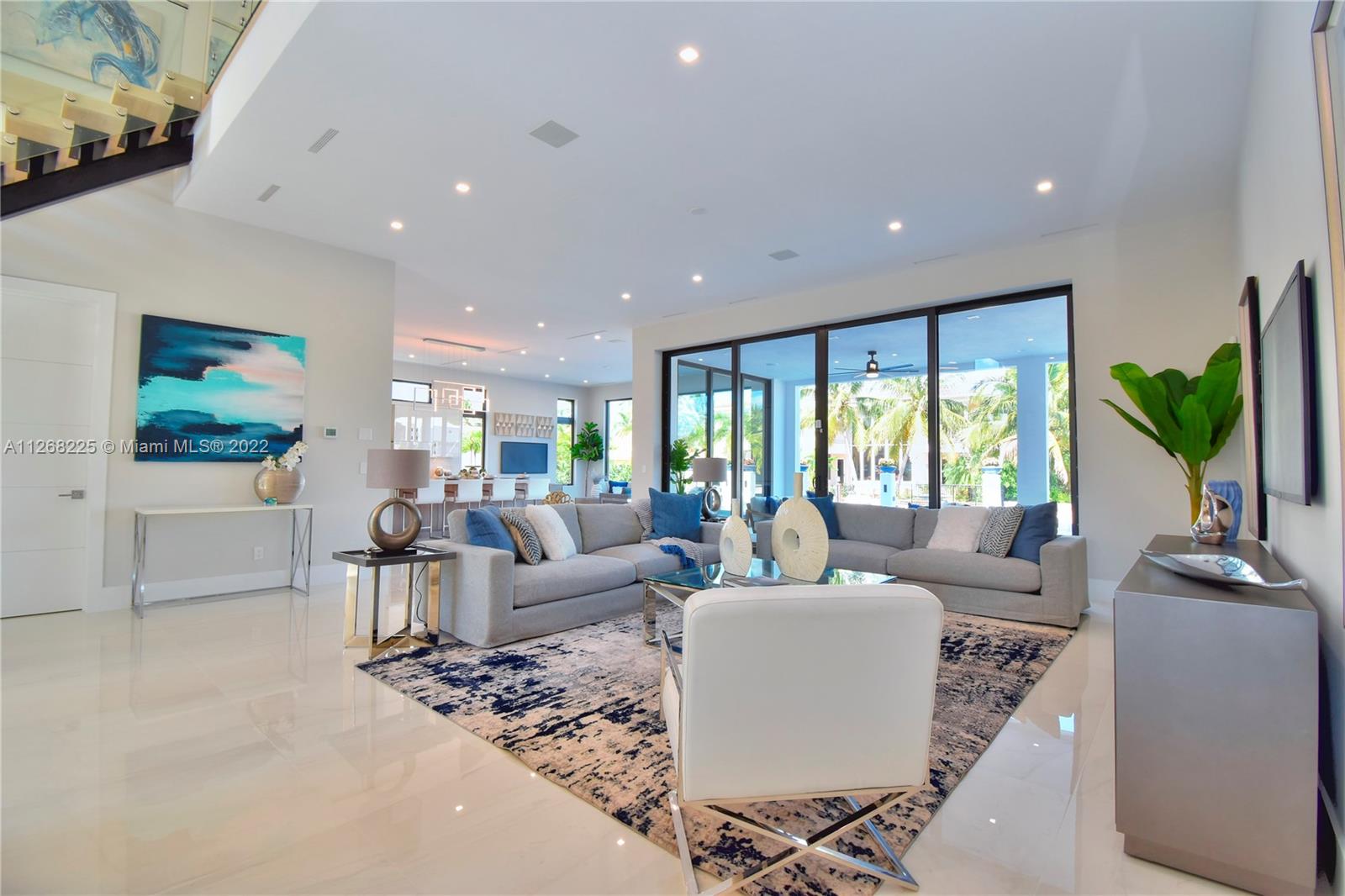 BOCA HARBOUR 4TH SEC - Residential